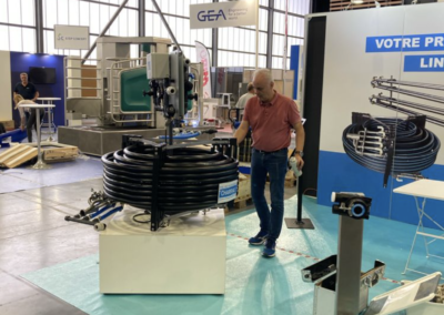 Installation du stand Charriau au sommet de l'élevage 2022